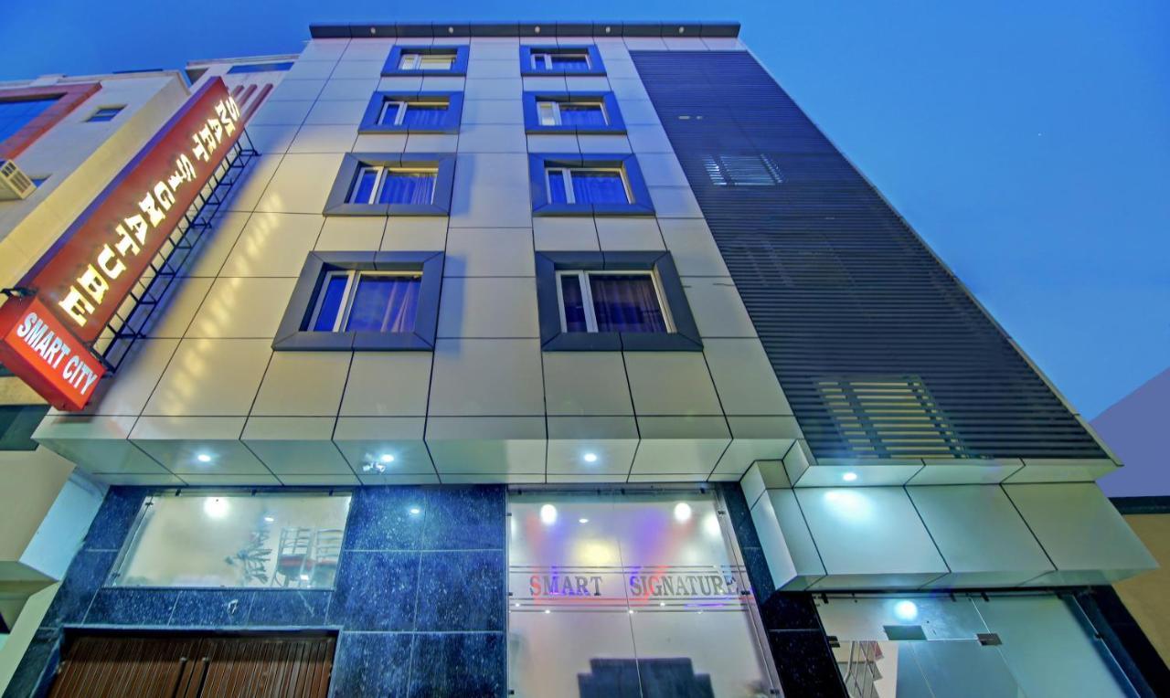 Treebo Trend Smart Signature New Delhi Exterior foto